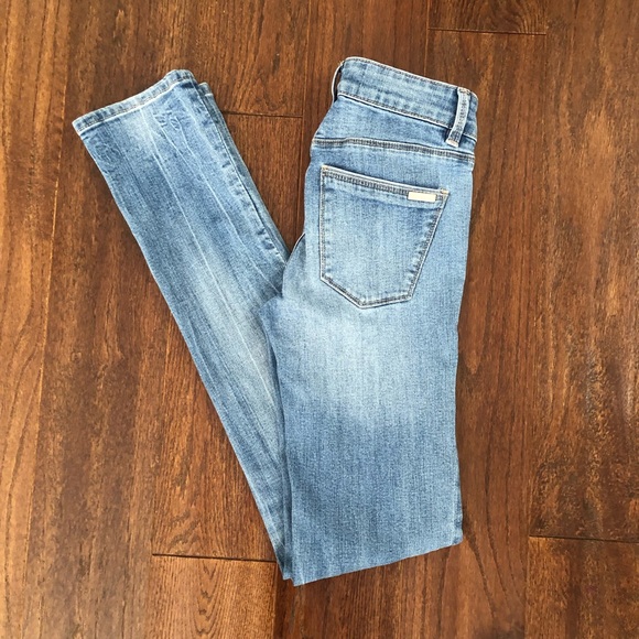 White House Black Market Distressed Jeans - Picture 5 of 8